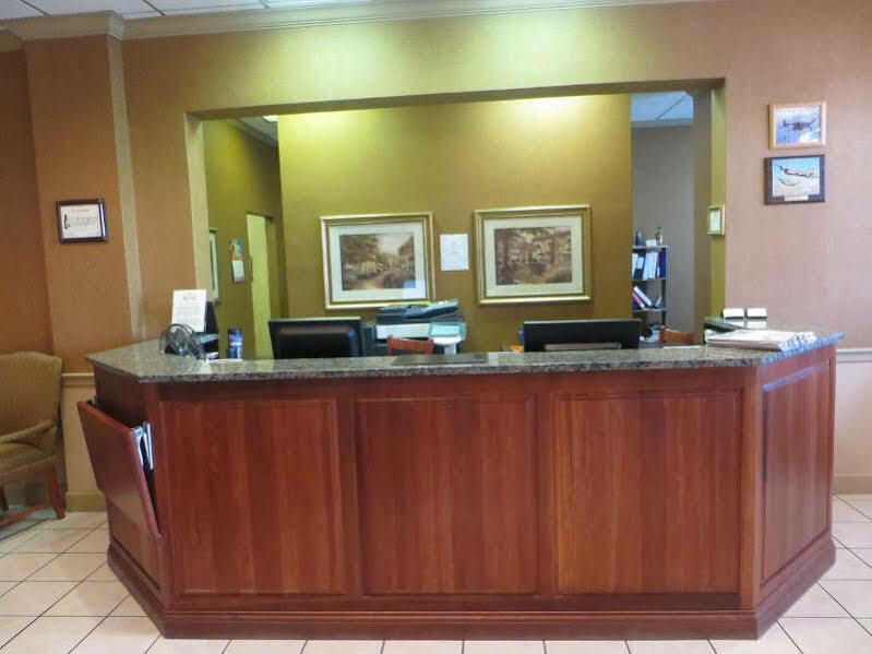 Inn On Broadway Downtown/Keeneland/Medical Center Лексингтон Экстерьер фото