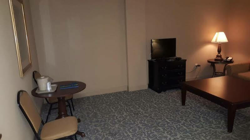 Inn On Broadway Downtown/Keeneland/Medical Center Лексингтон Экстерьер фото